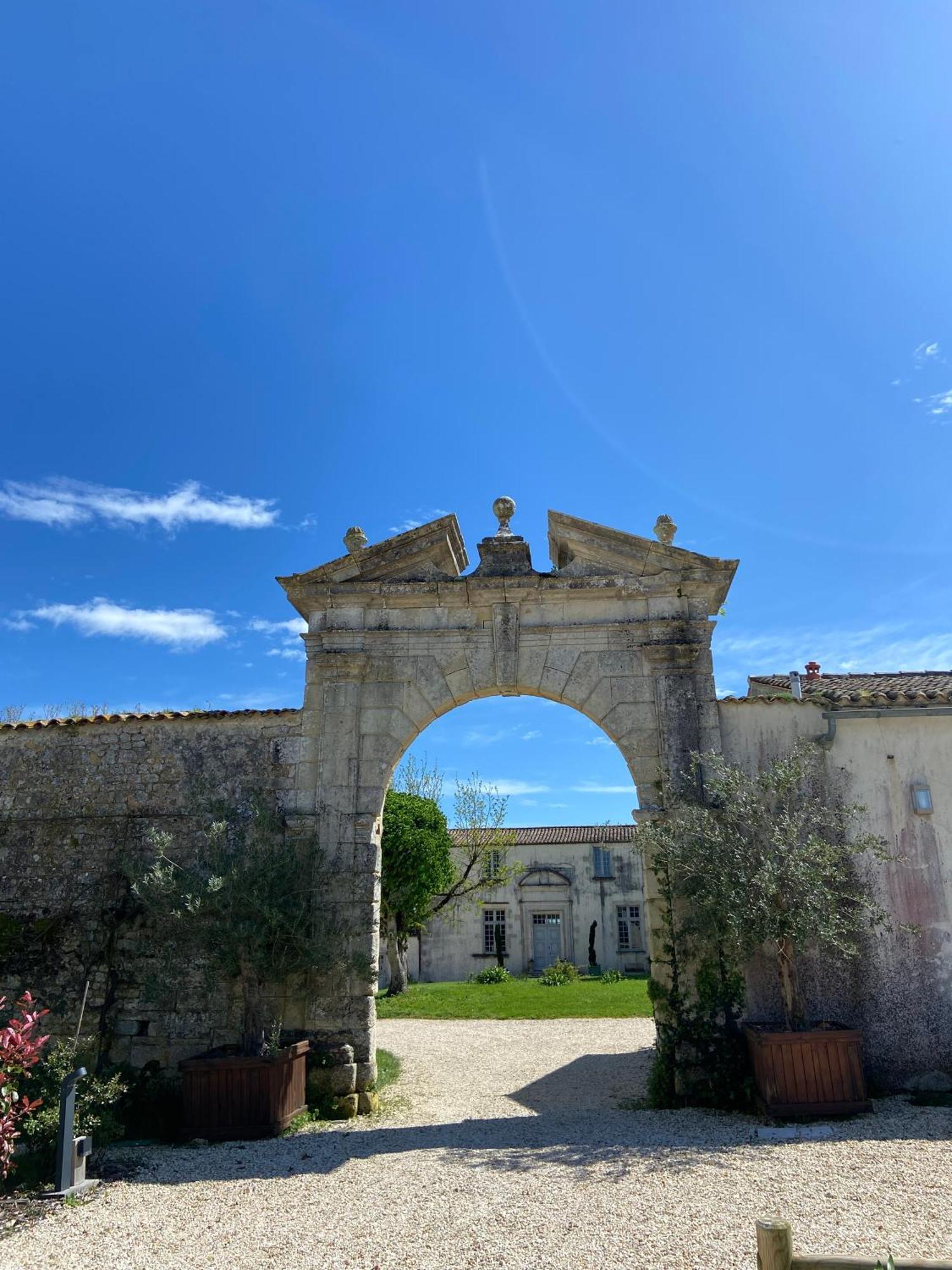 Saint-Just-Luzac Chateau De Feusse מראה חיצוני תמונה
