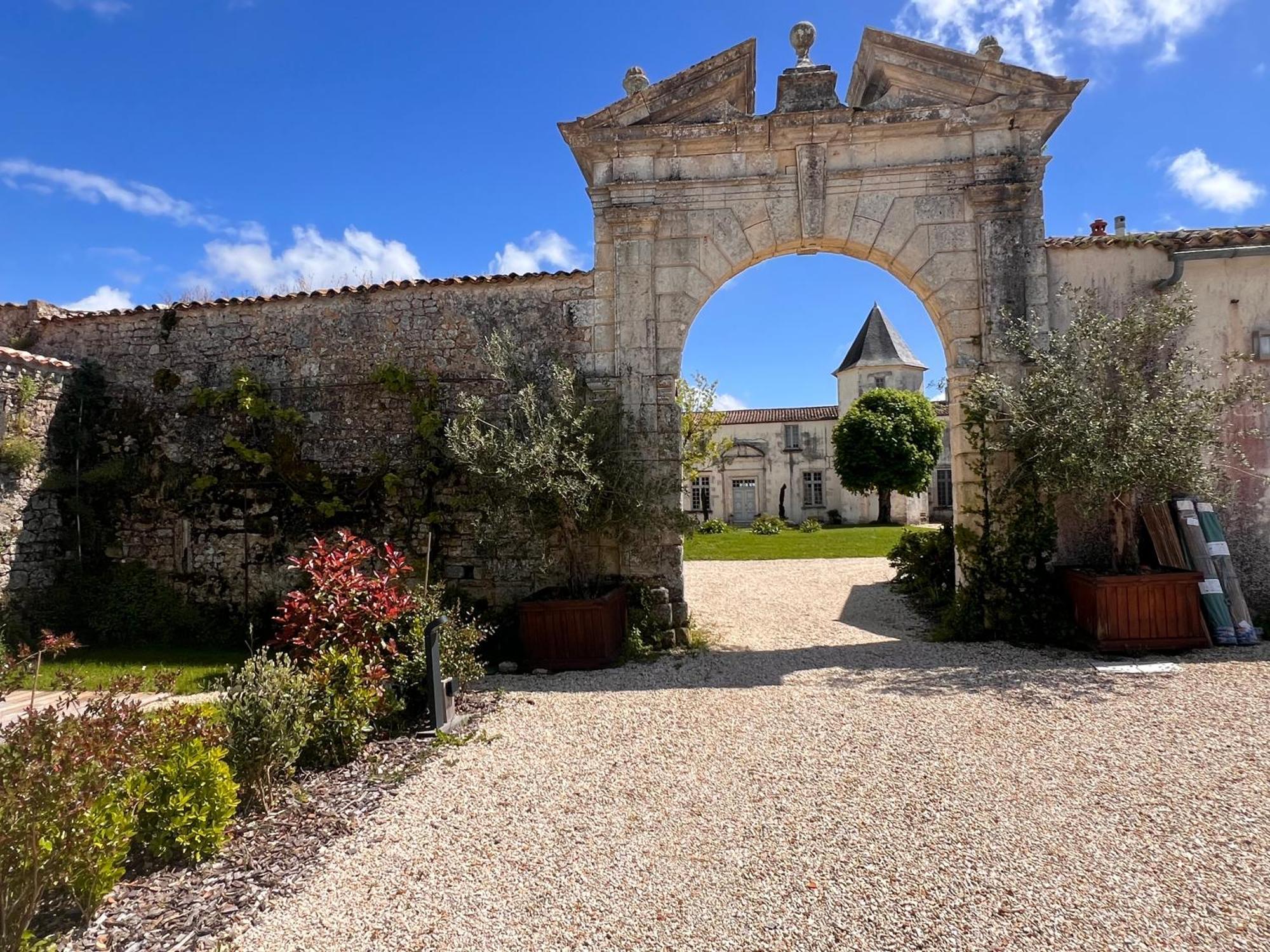 Saint-Just-Luzac Chateau De Feusse מראה חיצוני תמונה