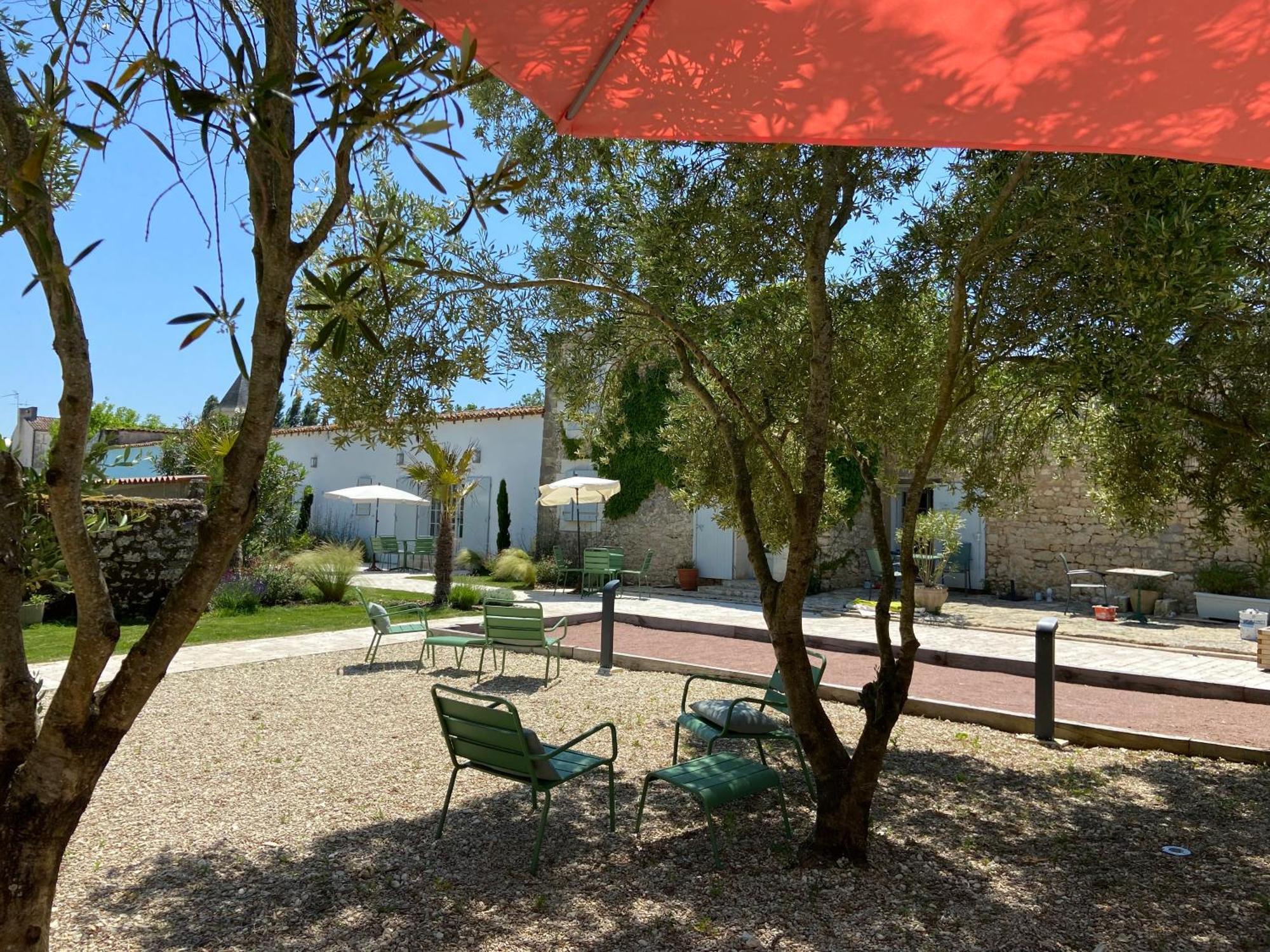 Saint-Just-Luzac Chateau De Feusse מראה חיצוני תמונה
